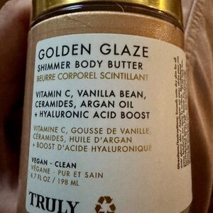 TRULY Golden Glaze Shimmer Body Butter